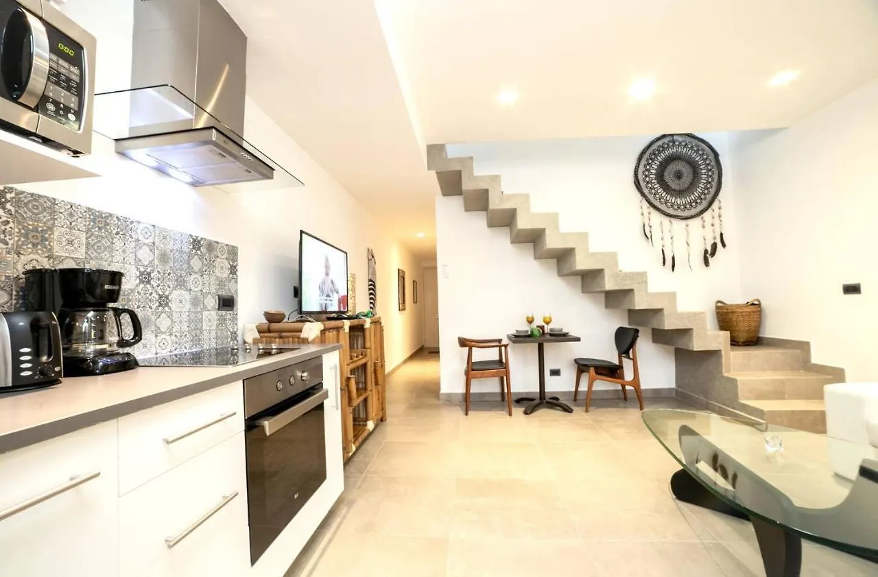 Beautiful Penthouse For 2 With Private Patio, 2 Bikes Included And Pool! Villa Tulum Holiday home