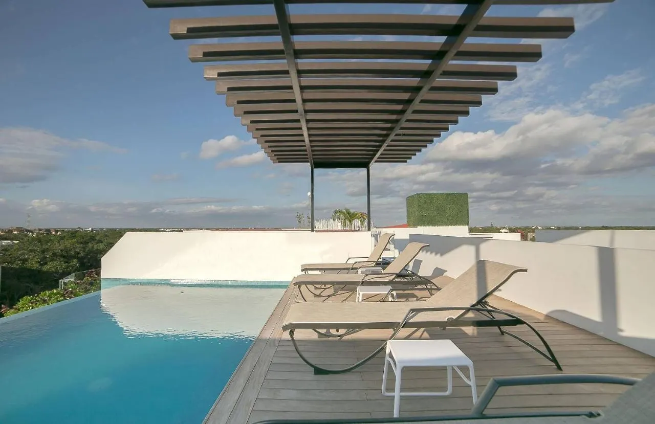 Beautiful Penthouse For 2 With Private Patio, 2 Bikes Included And Pool! Villa Tulum